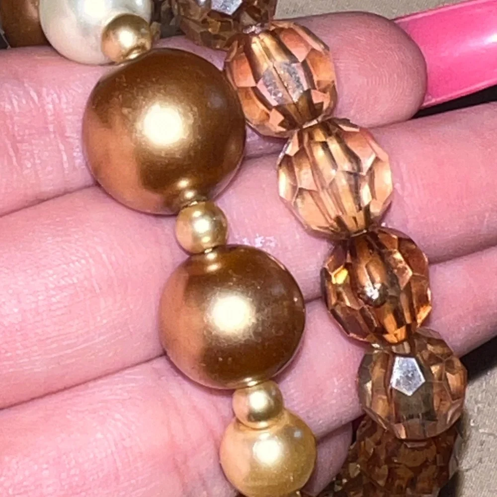 Bracelets - Picture 2 of 4